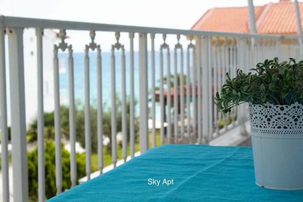 Aello Sea-Seafront Apartments Skala Fourkas Bagian luar foto